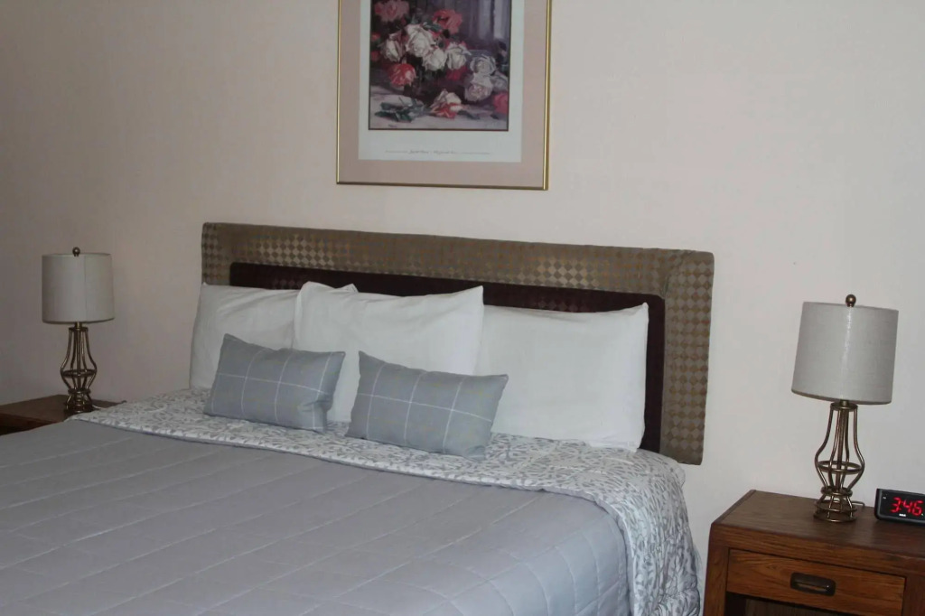Peach Tree Inn