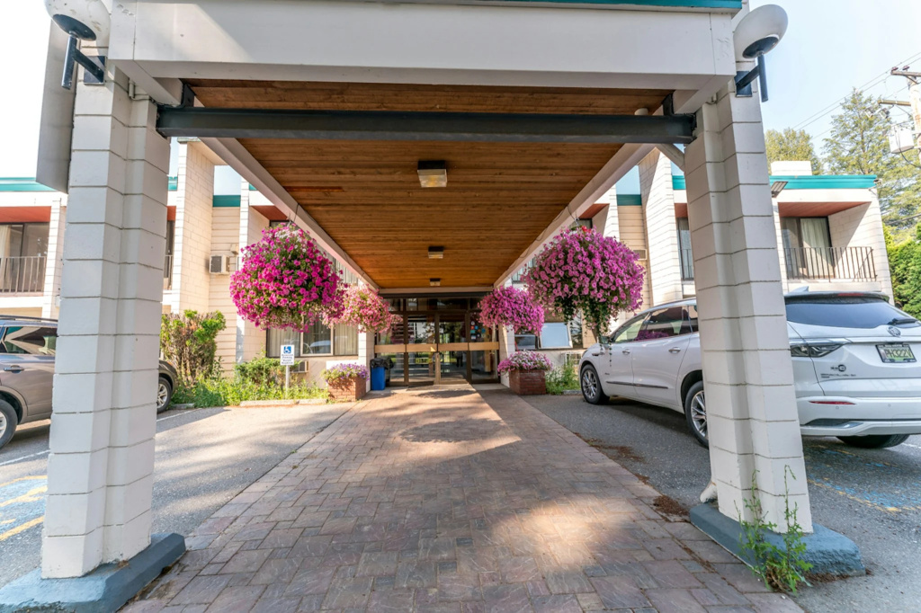 Prestige Riverside Lodge Quesnel