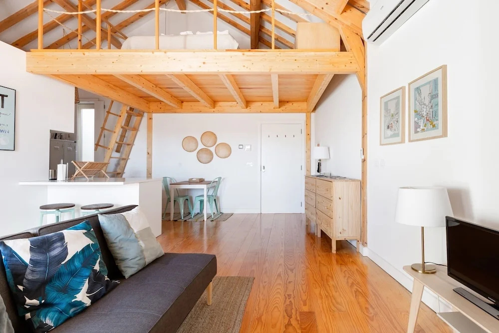 Sjoao1 · Beaming Loft Apartment in the Heart of Porto