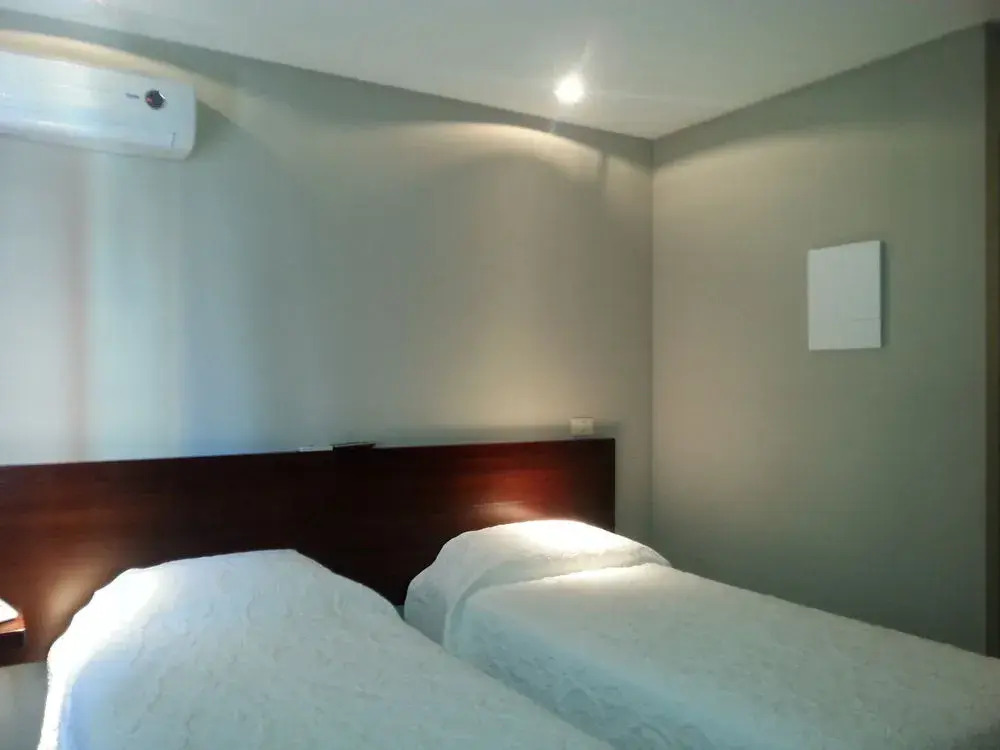 Hotel Azul by MH