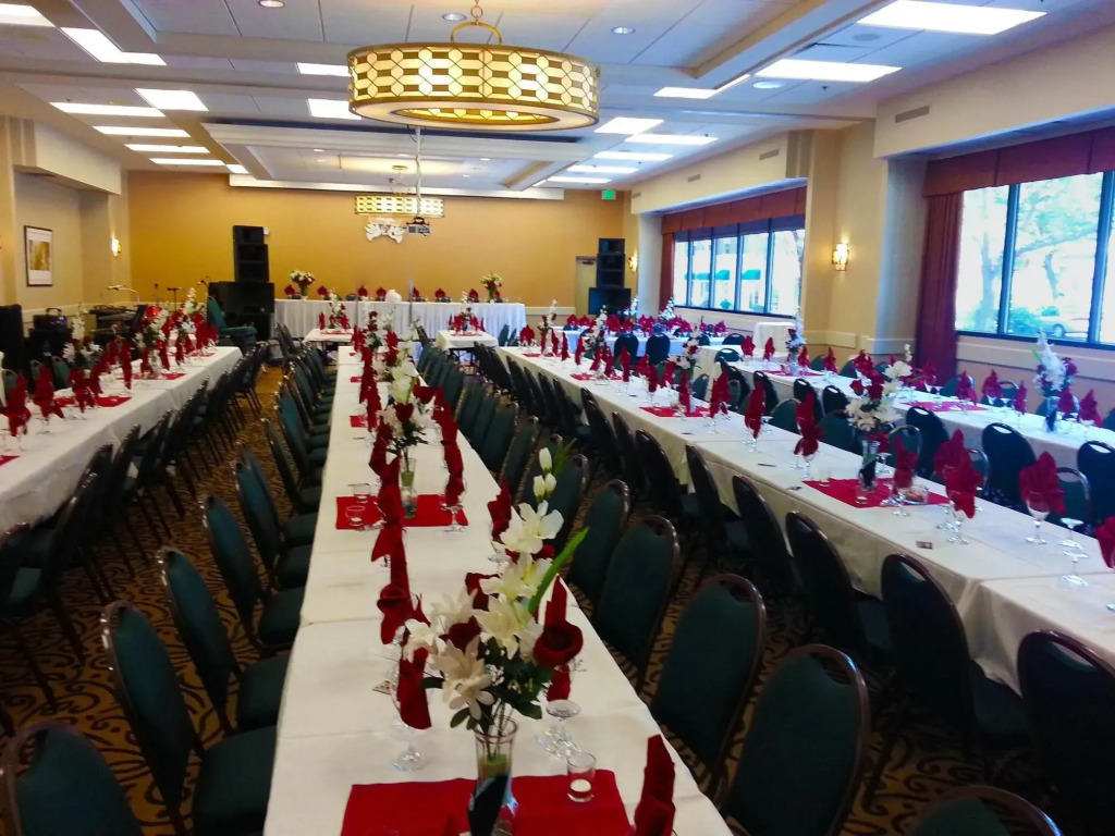 Best Western Plus InnTowner Madison