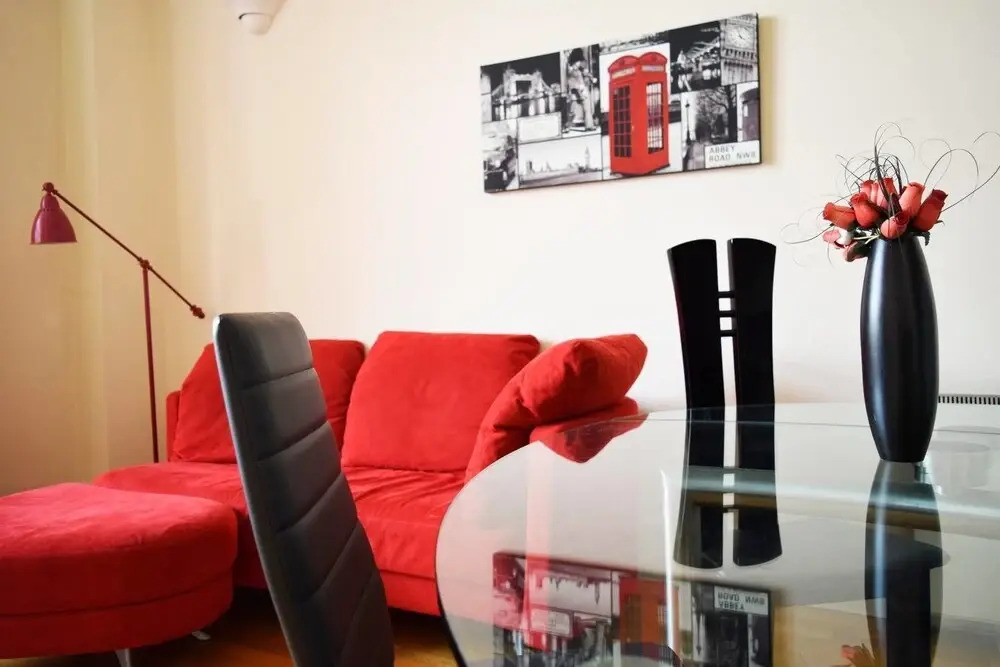 Grand 2 bed 2 Bath Home on Old Street Roundabout