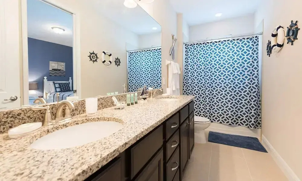 7412 MA - Stylish Home Near Parks