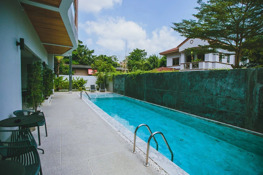 Lemonade Phuket Hotel -SHA Plus