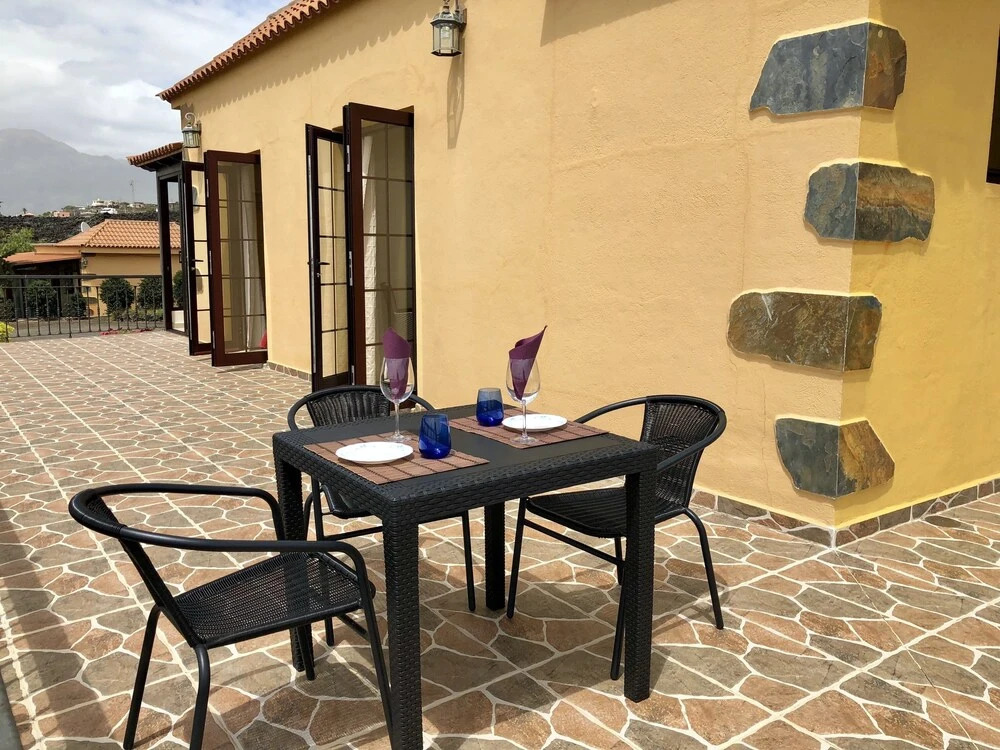 CASA CUEVA DE LAS PALOMAS 1