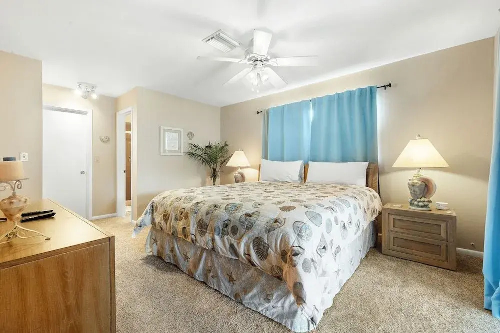 River Oasis by Distinctive Beach Rentals