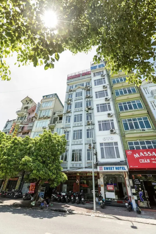 Manmo Ha Noi Business Hotel