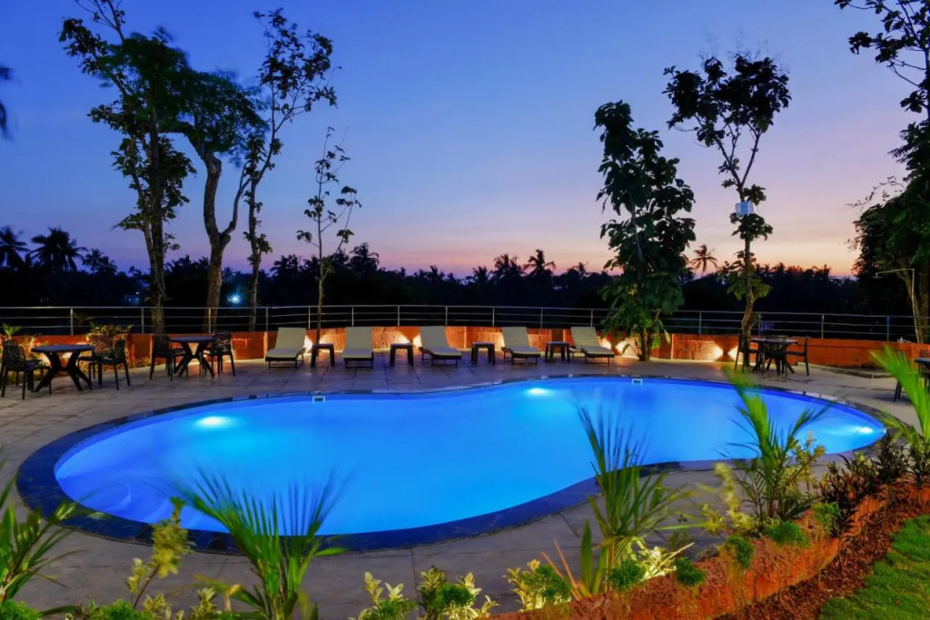 Aurum Resorts Morjim, 500 meters from Beach