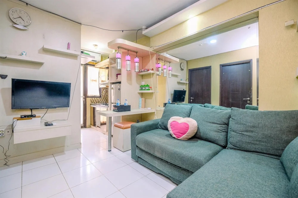 Nice And Modern 2Br At Kebagusan City Apartment