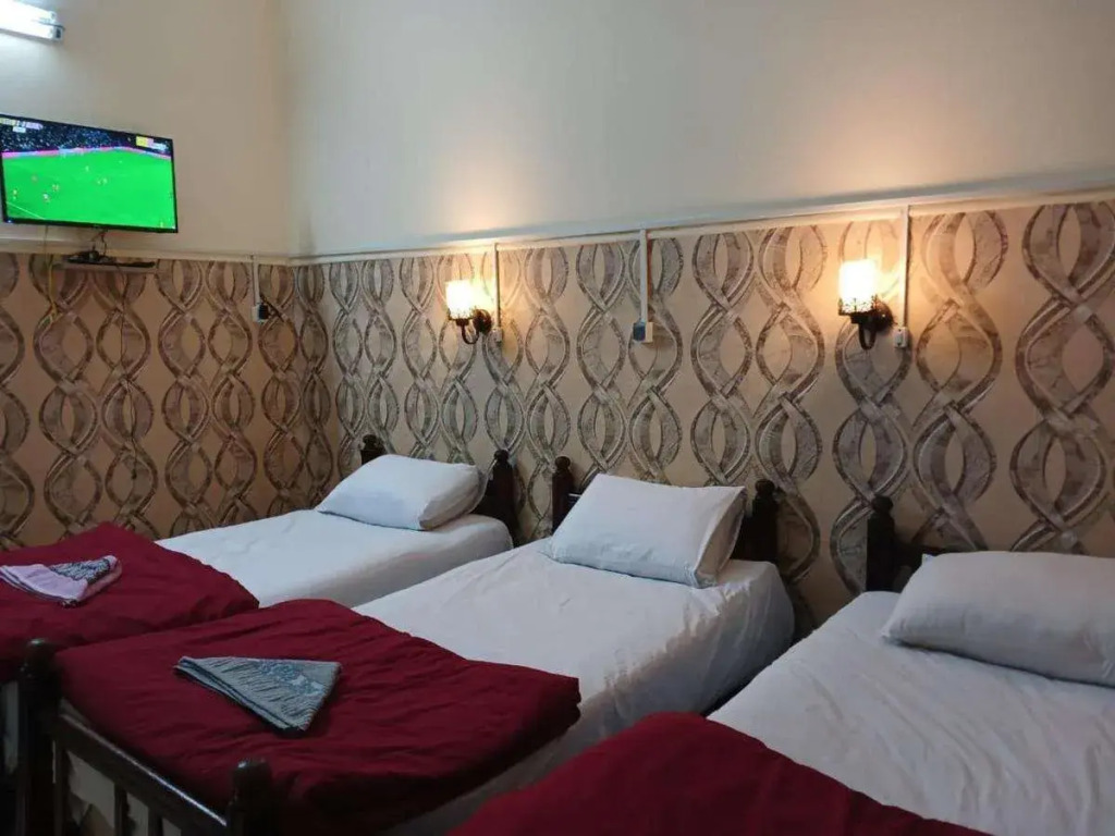 New Palace Hotel