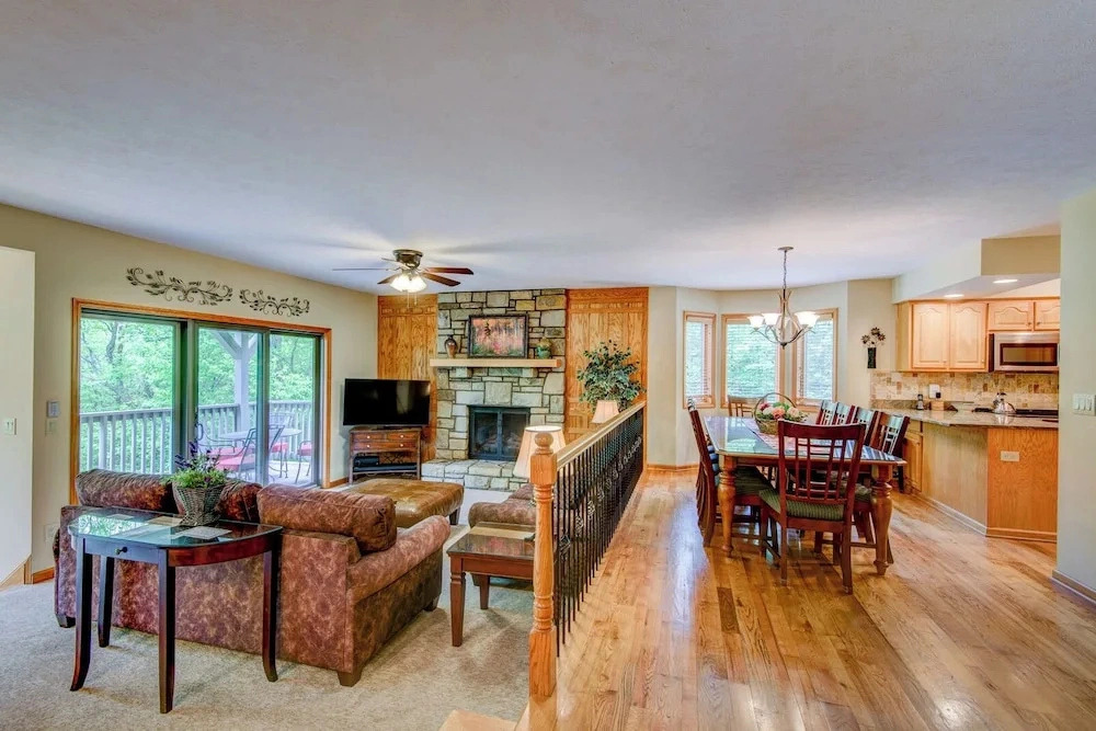 Chetola Berkshires 3 - 3BR With 2 Sleeper Sofas-walk To Blowing Rock