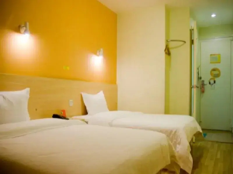 7 Days Inn