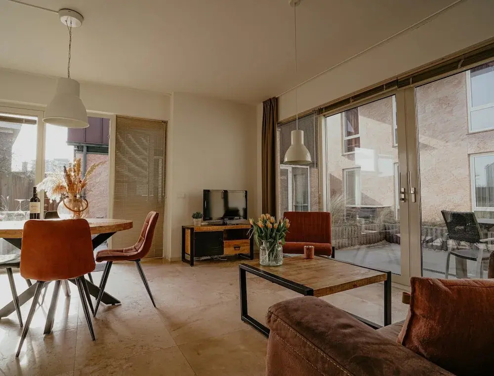Luxury Apartment Near the Beach