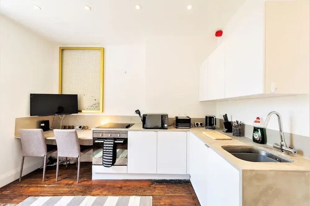 Your Apartment Kellaway Avenue