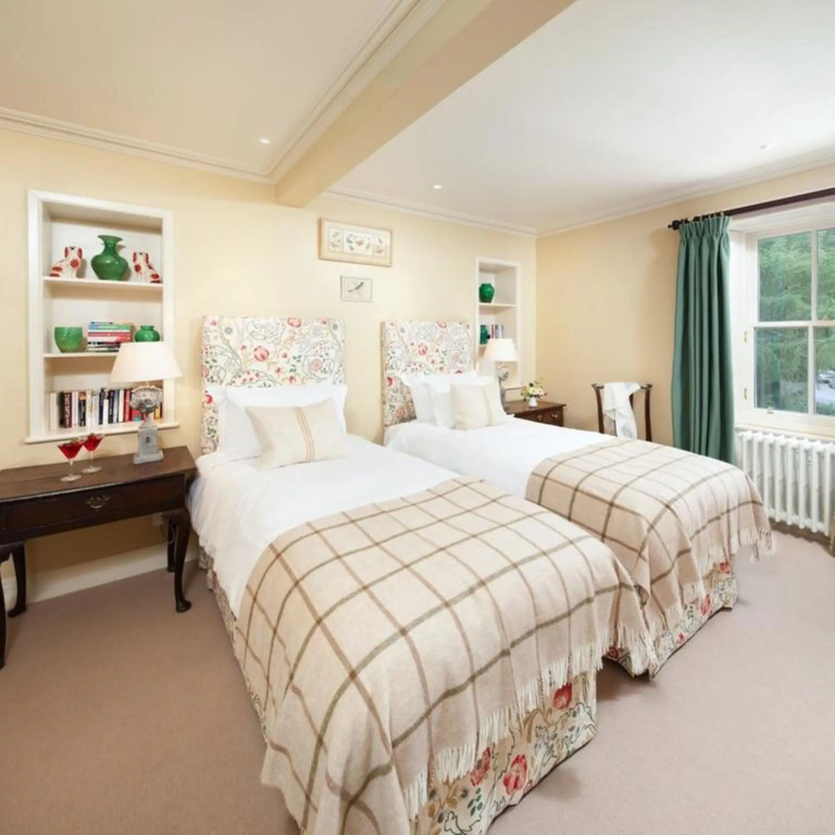 The Loch Lomond Arms Hotel