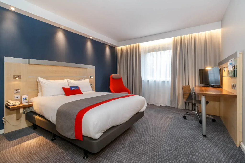 Holiday Inn Express Walsall M6, J10 by IHG