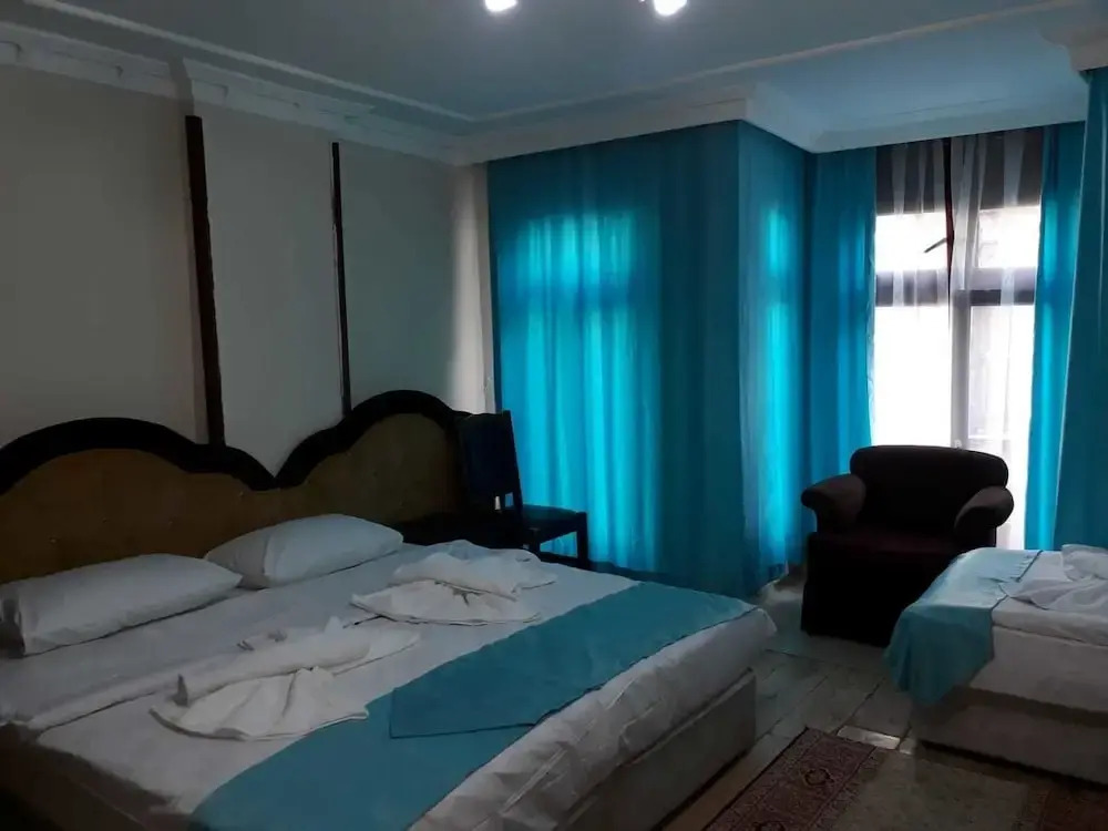 Kumpo House Medium