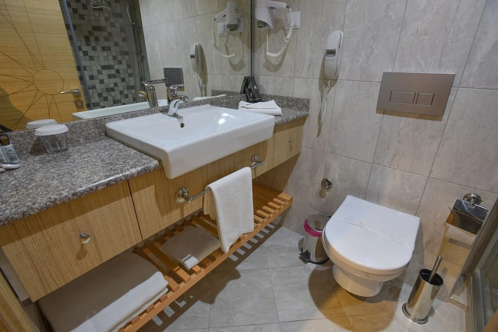 Hotel Izgrev Spa & Aquapark