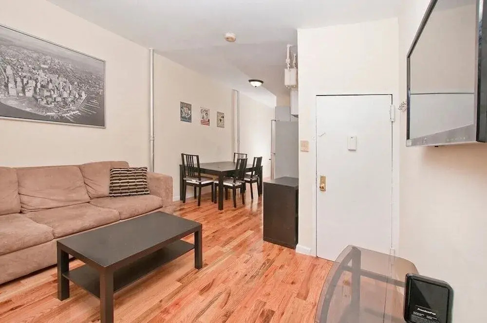 Upscale Newly Renovated 2 BR on Midtown East
