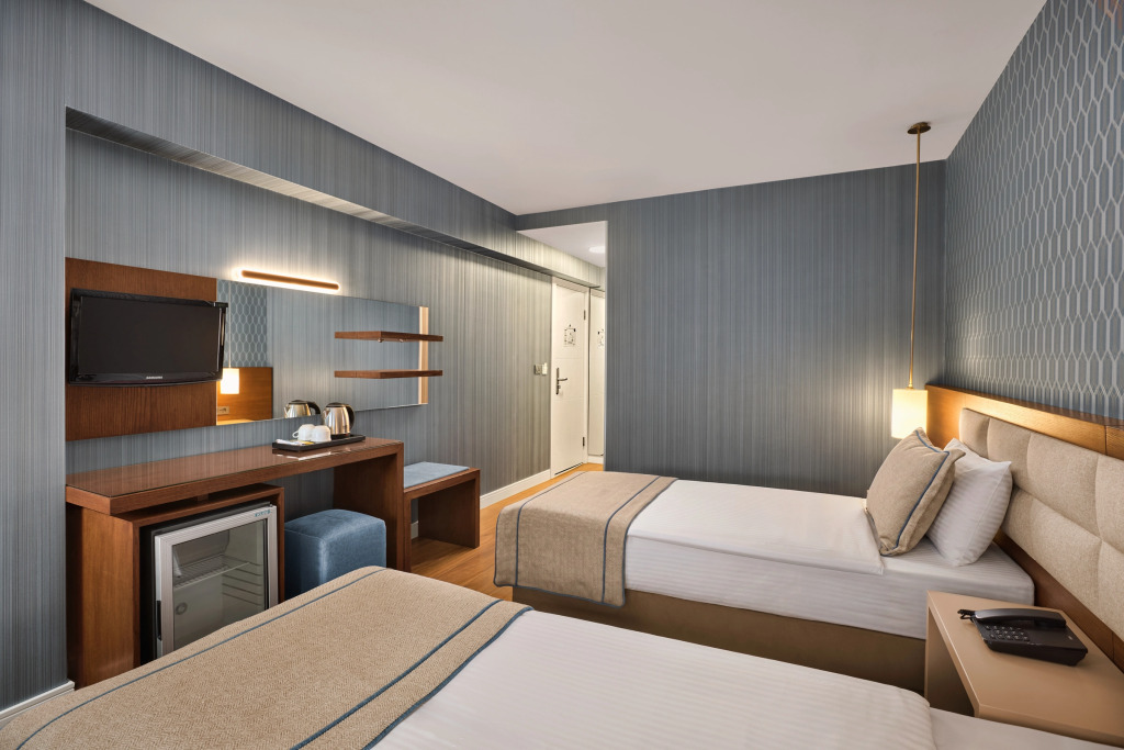 The New Hotel Zeybek