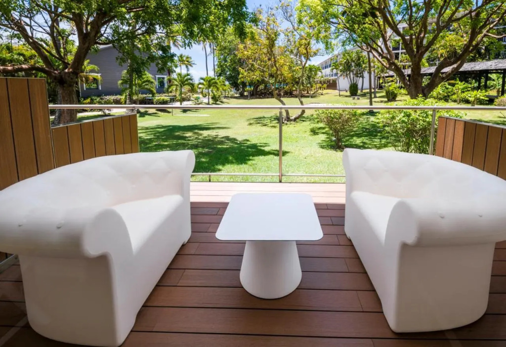 La Creole Beach Hotel & Spa