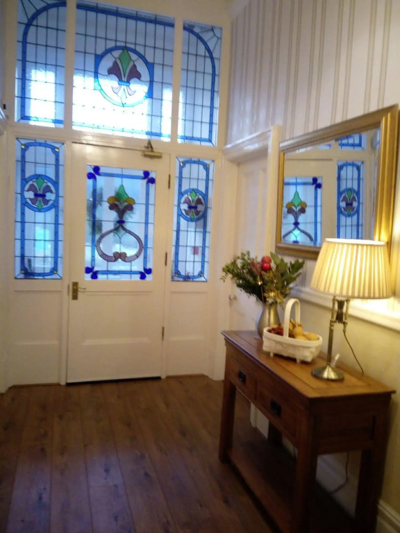 Link House