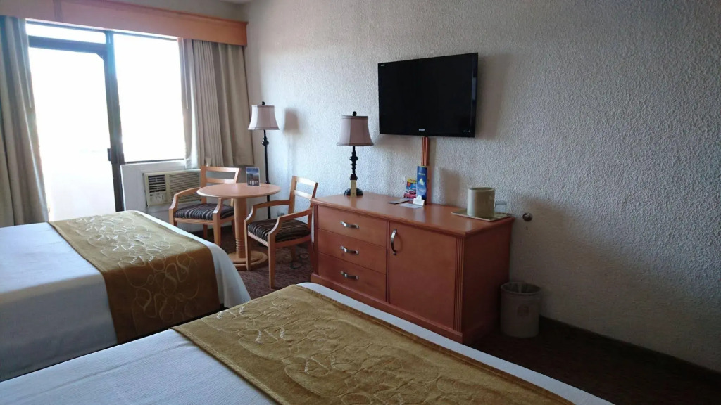Corona Hotel & Spa