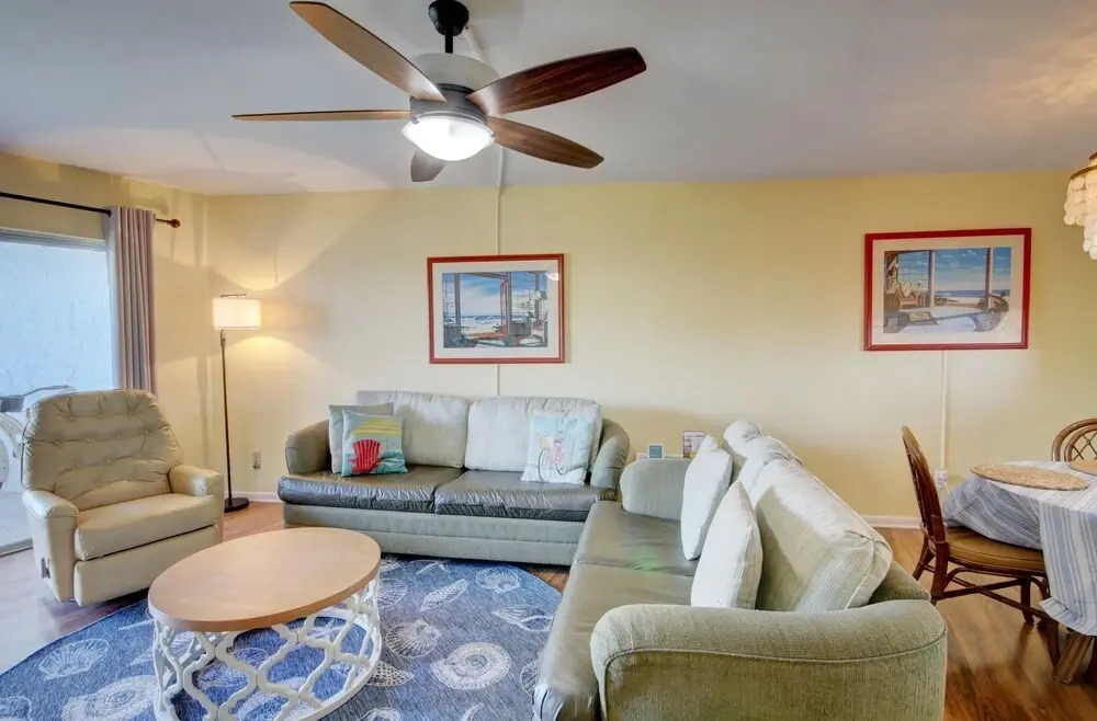 145 El Matador 1 Bedroom Condo by RedAwning