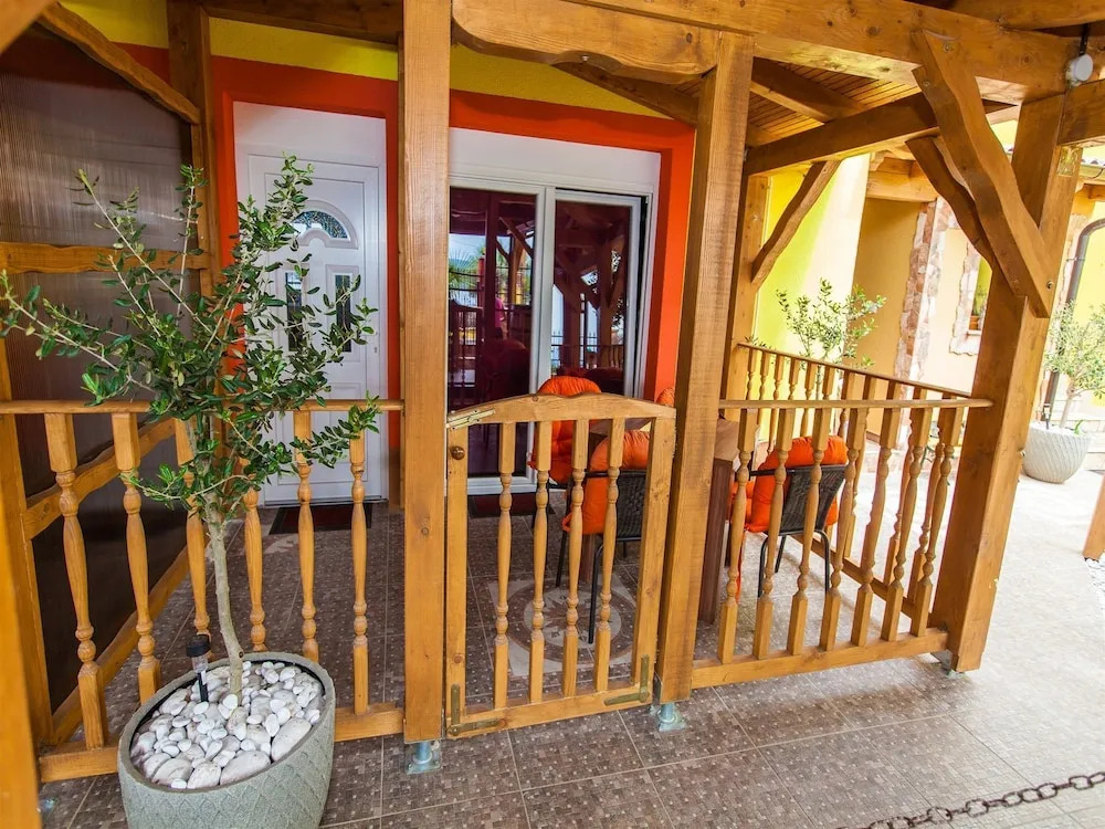 Apartments Maslina