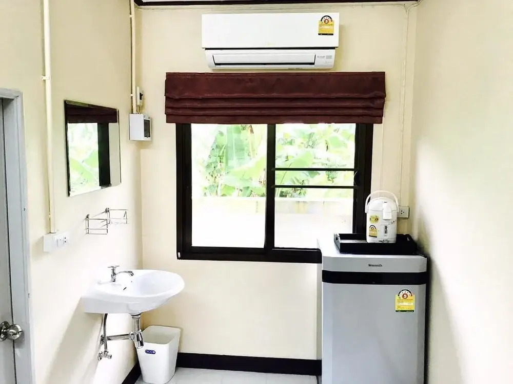 Thakrayang Brass Artisan Home Stay