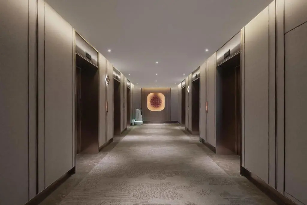Holiday Inn Shanghai Huaxia by IHG
