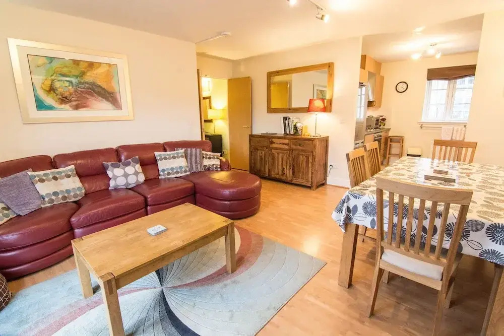 241 Easter Dalry Wynd