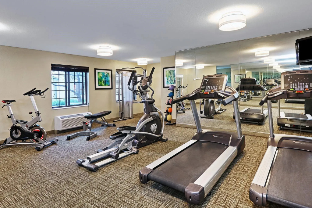 Staybridge Suites Glenview by IHG