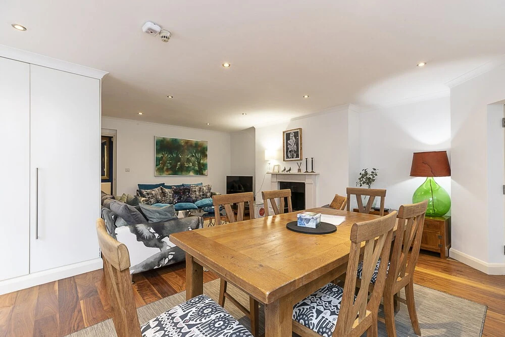 Charm 2BR South Kensington Flat Near Gloucester Rd