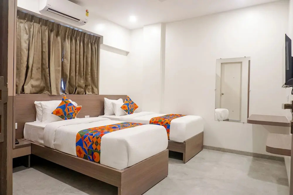 FabHotel Prime Athiti Delight Stay - Nr Shri Baneshwar Mandir, Baner