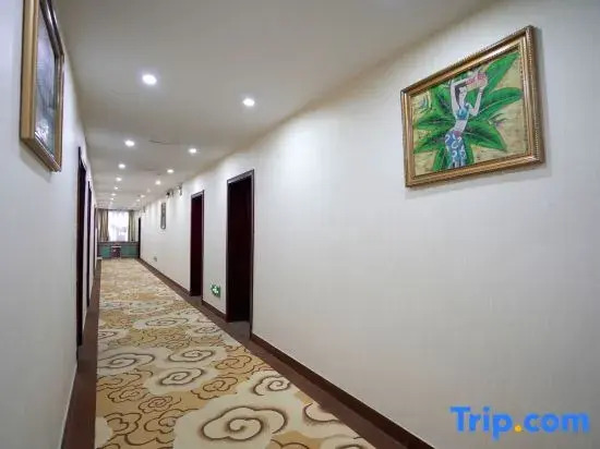 Urumqi Petroleum Transportation Hotel