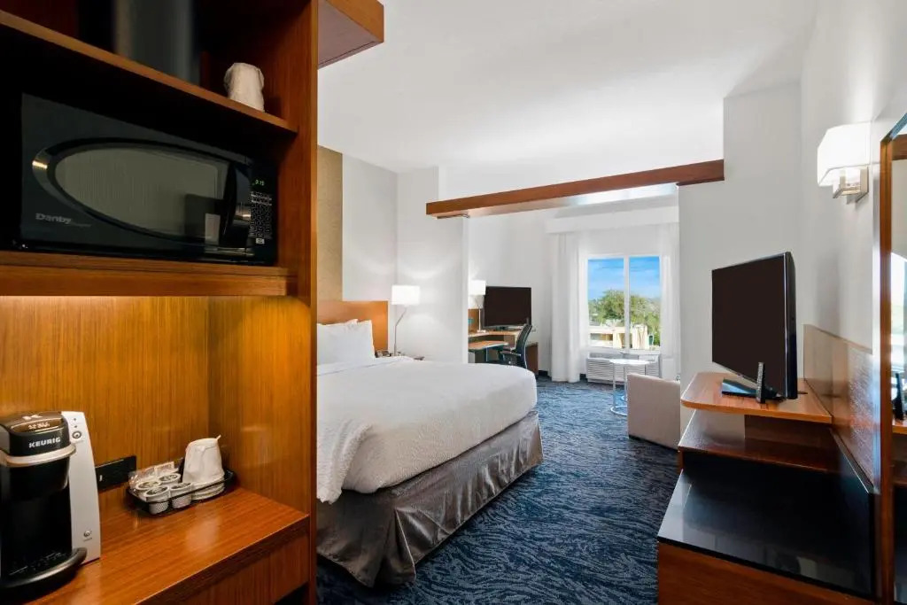 Fairfield Inn & Suites by Marriott St Petersburg North