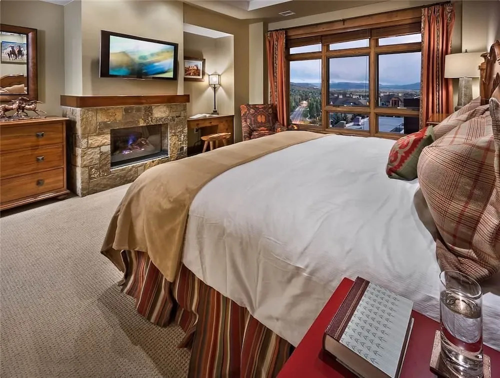 Elk Mountain 610 4 BedroomCondo By Moving Mountains
