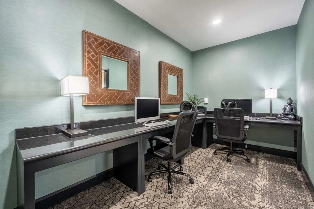 Best Western Huntsville Inn and Suites