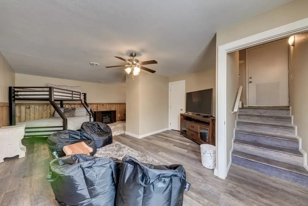 Ruidoso Home w/ Patio, Walk to Restaurants!