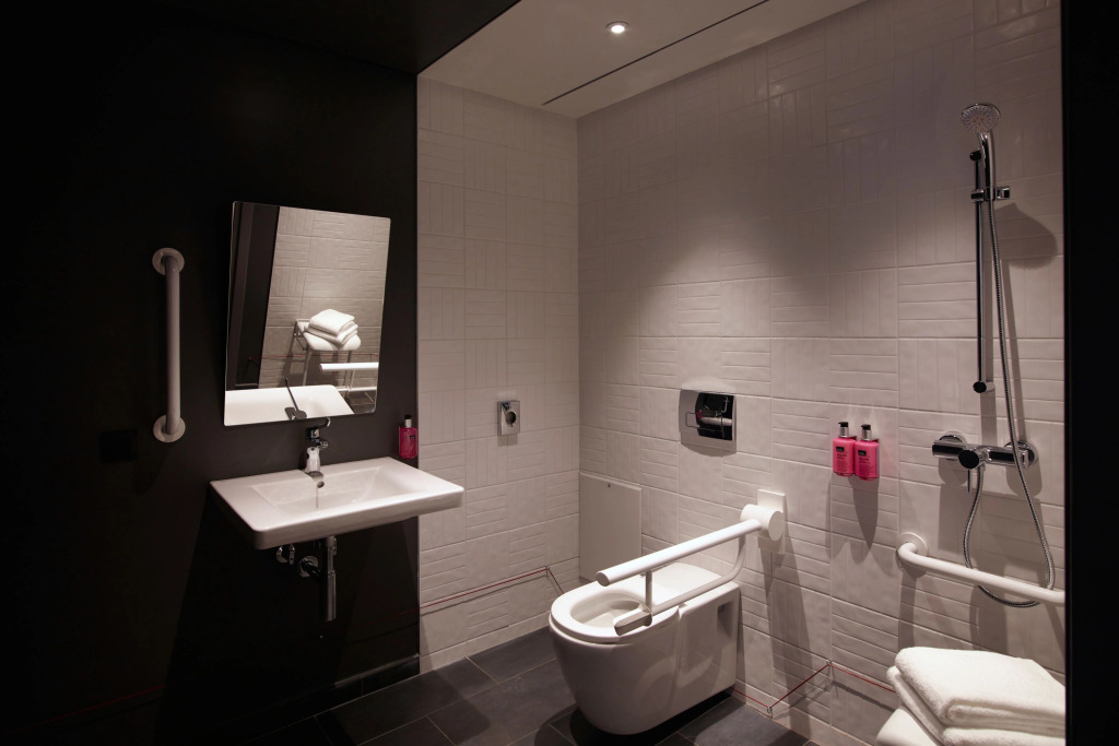 Moxy Athens City