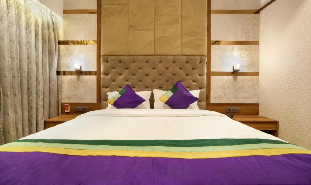 Treebo Premium Savera Inn