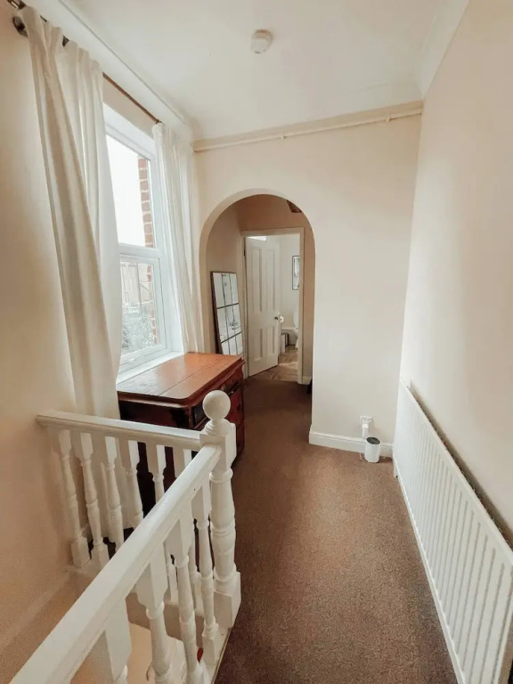 Bright 2-bed Flat in Huntingdon Town Centre