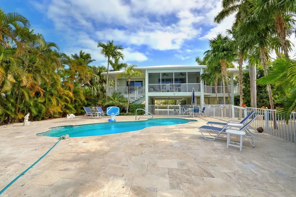 Waterfront Luxury Home With Pool and Boat Dock