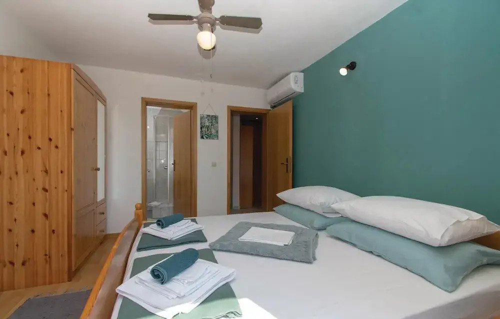 Stunning Home in Orebic With Wifi and 2 Bedrooms