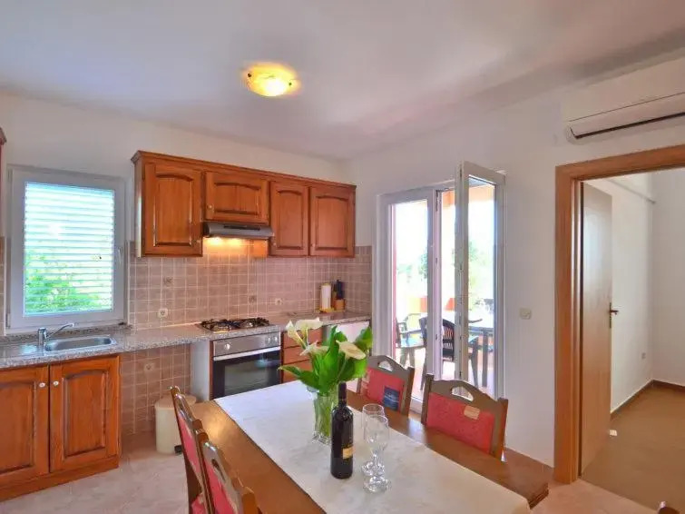 Apartments Milin