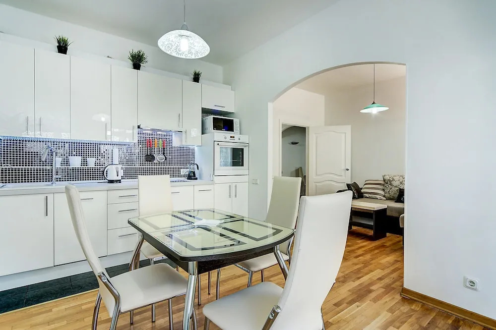 Home4day Sunny City Central Flat
