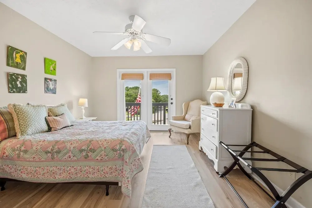 Take Your Shoes Off Relax And Put Your Feet In The Sand. 7 Bedroom Home by Peace Vacations