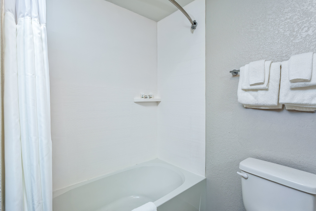 Holiday Inn Express & Suites Palm Coast - I-95