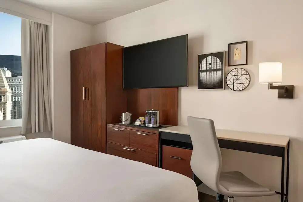 DoubleTree by Hilton New York Downtown